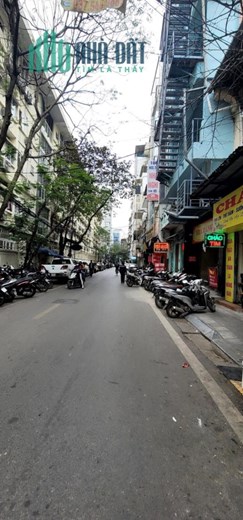 Bán gấp 122m2 đất thổ cư, sổ đỏ chính chủ mặt phố Bùi Thị Xuân, Hai Bà Trưng, Hà Nội. Mặt tiền 6m