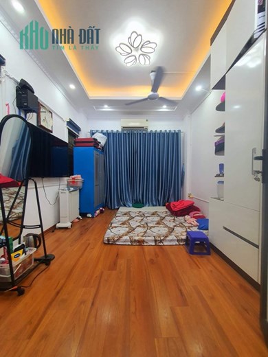Bán nhà ngõ 44 Trần Thái Tông - đối diện ĐH Quốc Gia Hà Nội