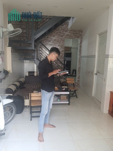 CHO THUÊ NHÀ 1T1L PHƯỜNG TRUNG DŨNG SAU LƯNG TRƯỜNG THPT NGÔ QUYỀN