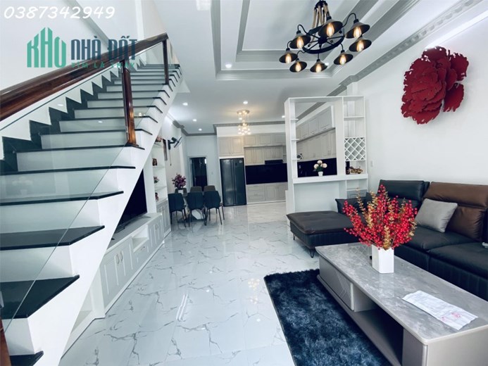 SALE CÒN 2.95 TỶ CĂN NHÀ 128 GIẢI PHÓNG TÂN LỢI, FULL NỘI THẤT ( Giá chính chủ)