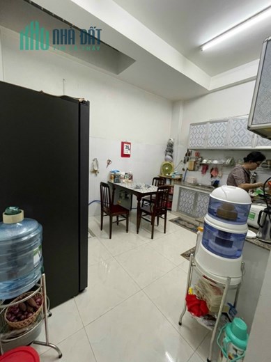 Hàng Ngộp Chính Chủ-Giá Tốt - Nhà 4 Lầu, HXH NGUYỄN TRÃI, Hơn 5Tỷ