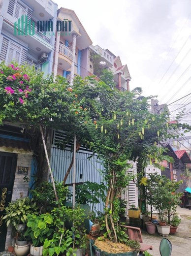 Bán nhà gần Hiệp Thành City, Quận 12- 110m2(4.4x23.8)- Giá 5 Tỷ