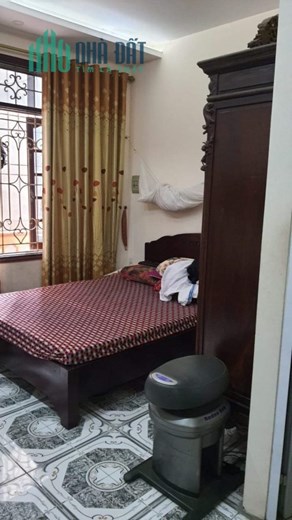 Bán nhà ô tô đỗ, kinh doanh Lê Lợi, Hà Đông 49m, 4 tầng, ngủ 4, giá chỉ 5,8 tỷ. LH 0962780005