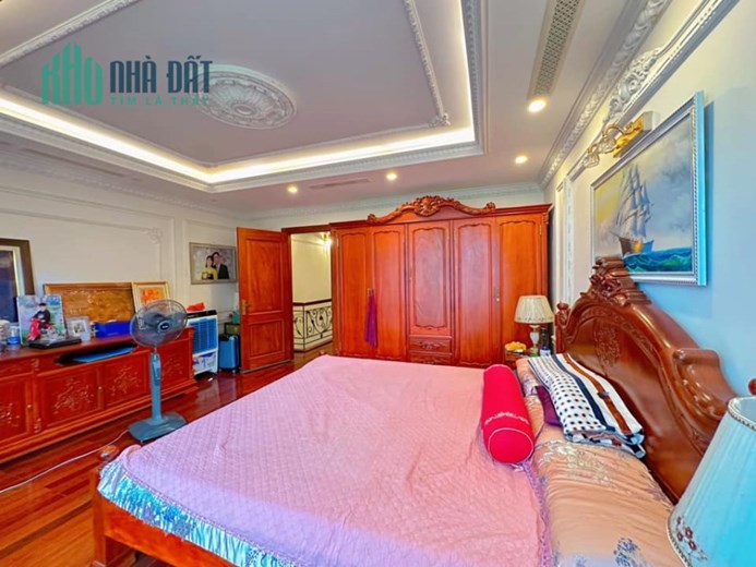 Bán nhà phố Nhân Hoà,Thanh Xuân 45m2 x4Tầng,Ôtô, kinh doanh VP, tặng NT,giá 5.85 tỷ 0969693855