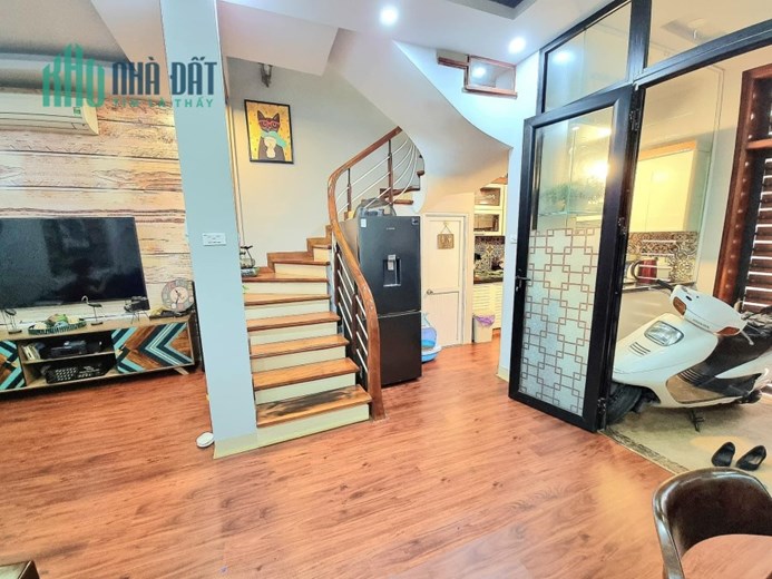 NHÀ ĐẸP LONG LANH - LÔ GÓC 2 MẶT THOÁNG - NGÕ SẠCH SẼ BA GÁC PHÓNG, CÁCH PHỐ 30M tại Đông Tác Đống