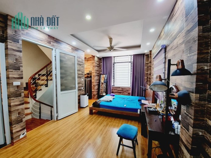 NHÀ ĐẸP LONG LANH - LÔ GÓC 2 MẶT THOÁNG - NGÕ SẠCH SẼ BA GÁC PHÓNG, CÁCH PHỐ 30M tại Đông Tác Đống