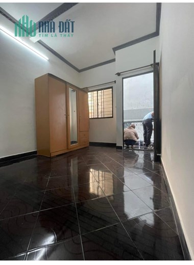 Bán nhà Hẻm xe hơi Hoàng Diệu Q4 cách Q1- 100 m Dtsd 90 m- 4 tấm có 4 tỷ