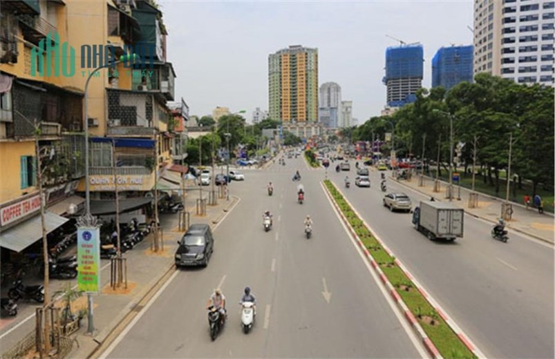 Bán nhà Mặt Phố NGUYỄN CHÍ THANH, BA ĐÌNH. 80M2, 5 TẦNG, MT 8M. SỔ ĐỎ CHÍNH CHỦ. GIÁ 28 TỶ. LH