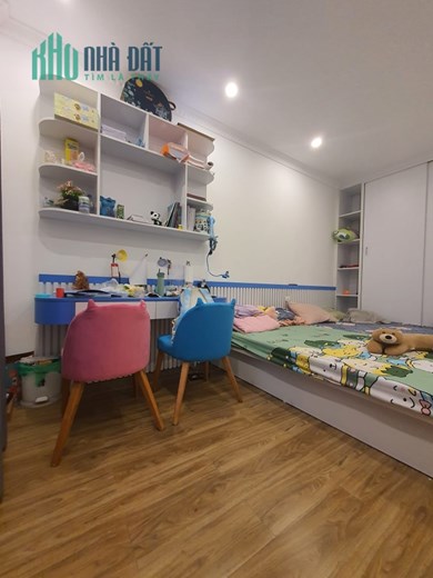 Bán căn nhà 37m2 phố An Dương, Tây Hồ Chủ tự xây 4 phòng ngủ 15m ngõ Ô tô đua 3 Tỷ