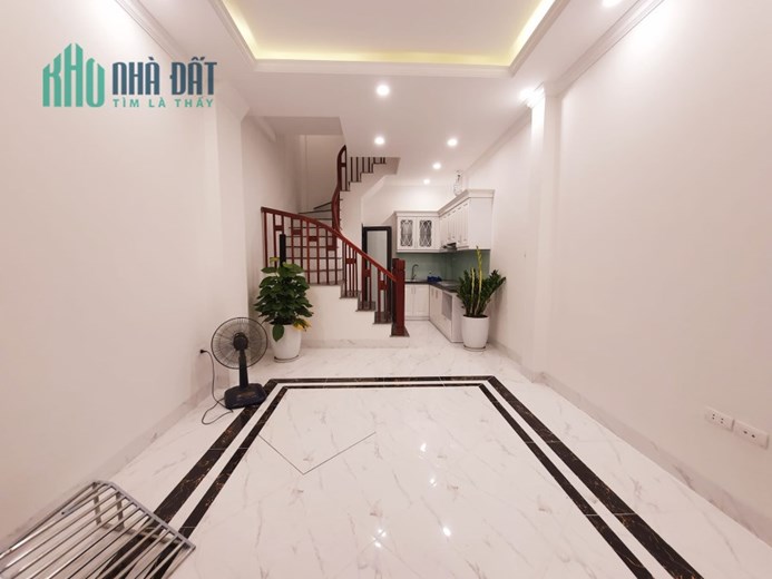 Bán nhà 39m2 phố An Dương, Tây Hồ Dân xây 4 ngủ Ngõ Ô tô đua 15m 3.3 Tỷ