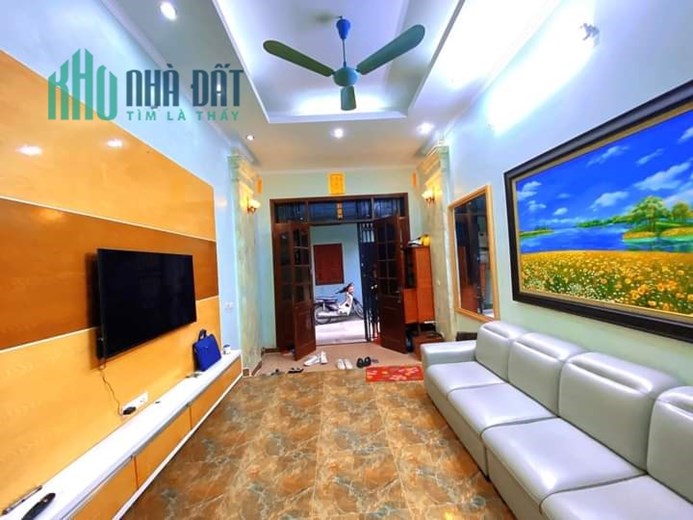 Bán Nhà Phố Trần Cung - CẦU GIẤY 40m2 x 5 tầng , 5 phòng ngủ đầy đủ công năng , giá 6,8 tỷ