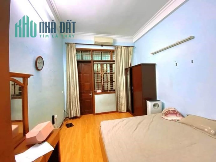 Bán Nhà Phố Trần Cung - CẦU GIẤY 40m2 x 5 tầng , 5 phòng ngủ đầy đủ công năng , giá 6,8 tỷ