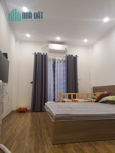 Bán ngôi nhà 39m2 phố An Dương, Tây Hồ Dân xây 4 phòng 15m 2 Ô tô tránh 3.2 Tỷ