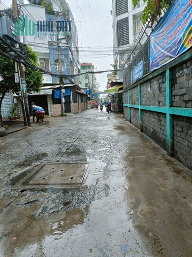 LẠC LONG QUÂN, Q.11 - 32M2 - GIÁ NHỈNH 2TỶ, ĐANG CHO SV THUÊ