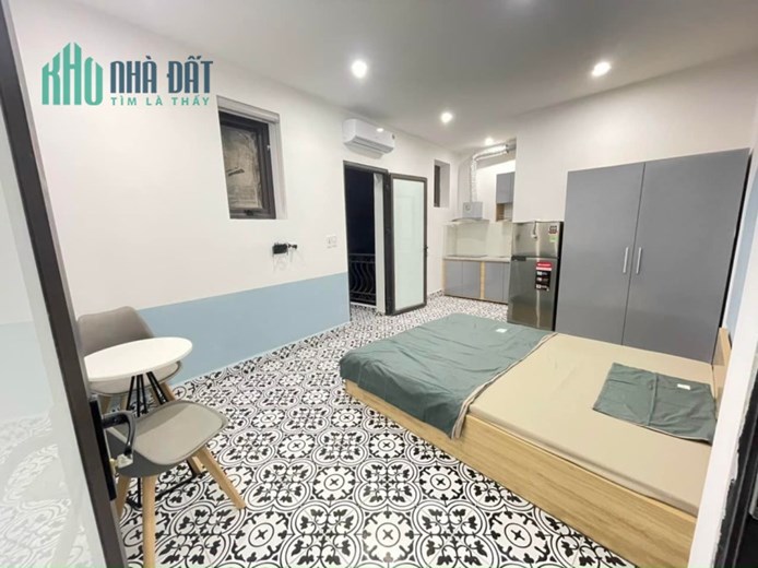 Bán nhà 76m2 phố Nghi Tàm, Tây Hồ Dân xây 5 ngủ Ô tô dừng đỗ ngày đêm 3.7 Tỷ