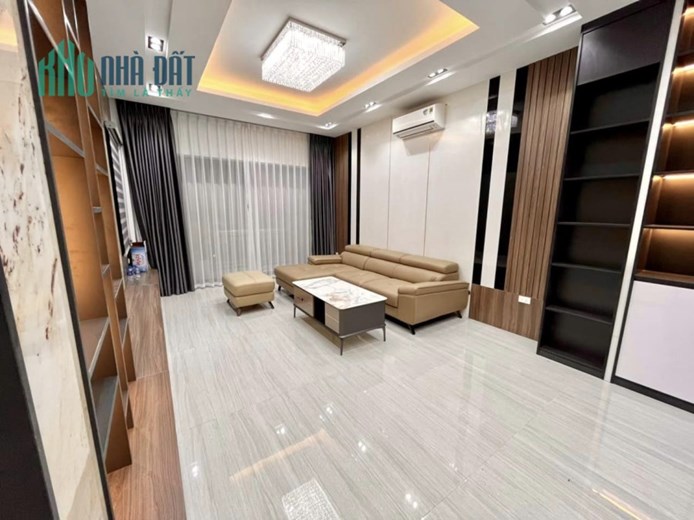 Bán ngôi nhà 74m2 phố Nghi Tàm, Tây Hồ Chủ tự xây 5 ngủ Gara Ô tô 3.6 Tỷ