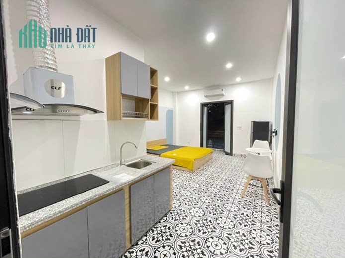 Bán nhà 74m2 phố Nghi Tàm, Tây Hồ Dân xây 5 phòng Gara Ô tô 7 chỗ 3.6 Tỷ