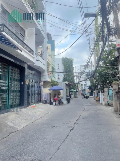 nhà bùi huu nghĩa p2 bình thạnh 45m 5 tang 5,5 tỷ hẻm xe hơi