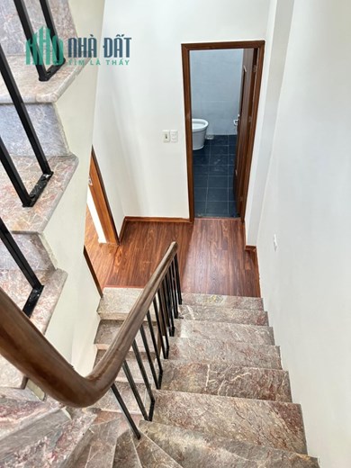 Bán nhà Xuân La 40m2, 5T, 5m, lô góc, nhà đẹp, chỉ 5.35 tỷ, Tây Hồ.