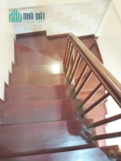 Bán đất tặng nhà phố Trung Kính 50m, 4 chỗ đỗ cửa, Kinh doanh cực đỉnh, Nhỉnh 6 tỷ.