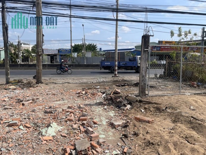 CHÍNH CHỦ Cần Bán Gấp Lô Đất Mặt Tiền Quốc Lộ 1A
