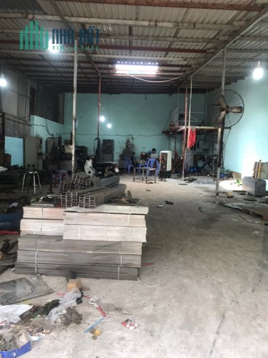 Cho thuê nhà Xưởng h7m gần chợ Bình Thành- Bình Tân 10x 22m chỉ 9 triệu