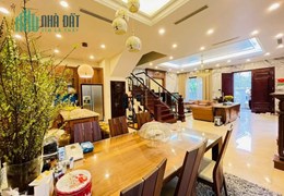 Nợ Bank bán gấp Biệt thự KĐT Linh Đàm gần hồ Linh Đàm 250m2 chỉ 36.8 tỷ. LH 0989.62.6116