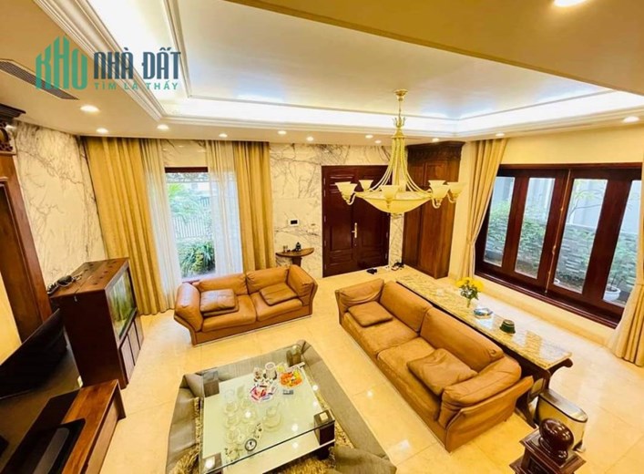 Nợ Bank bán gấp Biệt thự KĐT Linh Đàm gần hồ Linh Đàm 250m2 chỉ 36.8 tỷ. LH 0989.62.6116