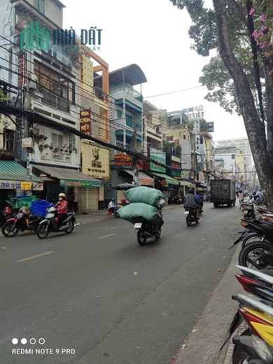 Chỉ 11 tỷ, có ngay 1 căn nhà mặt tiền 4 tầng, diện tích đất 61m2  tại Ngô Quyền, Q5, Tp. HCM