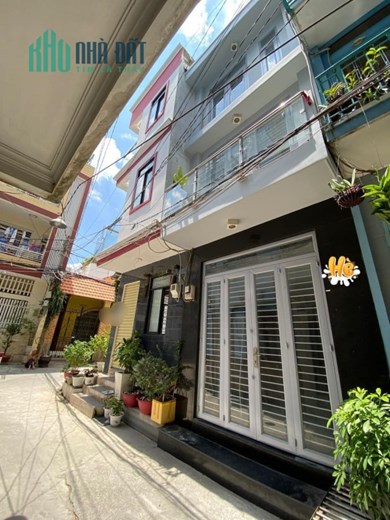 CHÍNH CHỦ GẤP BÁN NHÀ ĐIỆN BIÊN PHỦ- HẺM Ô TÔ-SÁT MẶT TIỀN-GIÁP Q1-TẶNG HẾT NỘI THẤT-3 TẦNG-CHỈ