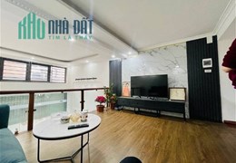 Bán nhà Đỗ Đức Dục diện tích 38m2, 5 tầng, mặt tiền 4m. Giá 5.4 tỷ ( còn thương lượng)