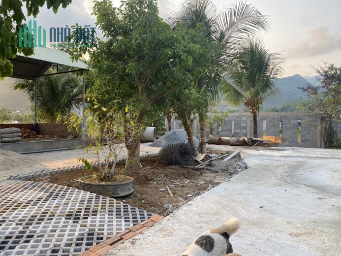 Bán đất Phước Đồng Nha Trang gần đường TL3 DT 2730m2 giá 9,1 tỷ đã xây xong nhà vườn