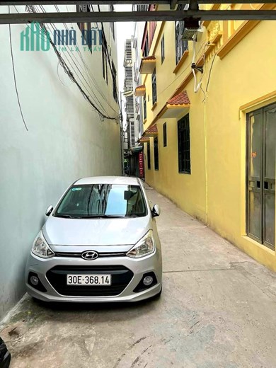 P/LÔ Ô TÔ ĐỖ CỬA NỘI THẤT VIP NAM DƯ 50MX5 TẦNG GIÁ HƠN 3 TỶ