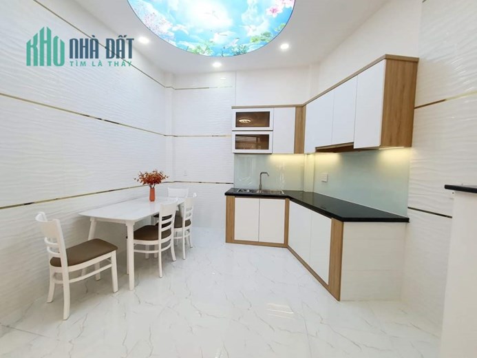 Nhà HXH NGUYỄN TUÂN, 34m2, Sát Phạm Văn Đồng, Nội thất đầy đủ, Công nhận đủ