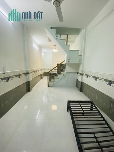 Bán Nhà Mới Xinh 33m2 Lã Xuân Oai, Quận 9,2 Tầng , xe hơi đổ cửa, sổ hồng riêng Nhĩnh 3 tỷ