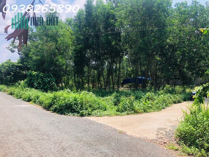 Cần bán lô đất 2 mặt tiền ở Phường Tiến Thành, TP Đồng Xoài, Bình Phước