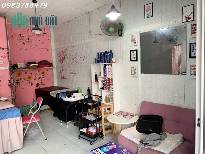 HOT HOT NHANH CÒN ! Sang GẤP MB Tiệm Tóc – Nail - Gía Rẻ Chỉ 9 tr , MB thuê Rẻ chỉ 5 tr / tháng, Lh