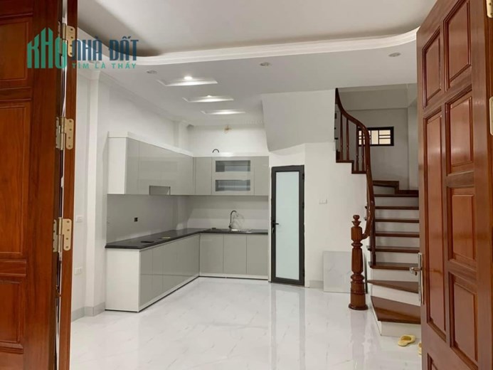 BÁN NHÀ SIÊU ĐẸP HÀO NAM, ĐỐNG ĐA, 35M, 5T, MT 4.4M,  GIÁ 4 TỶ4.