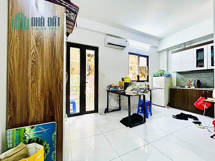 Cần Chuyển Nhượng Căn Hộ Dòng Tiền 100 TR/Tháng Tại Ngã Tư Sở Đống Đa ,Mặt Ngõ Thông  Rộng Ô Tô 5