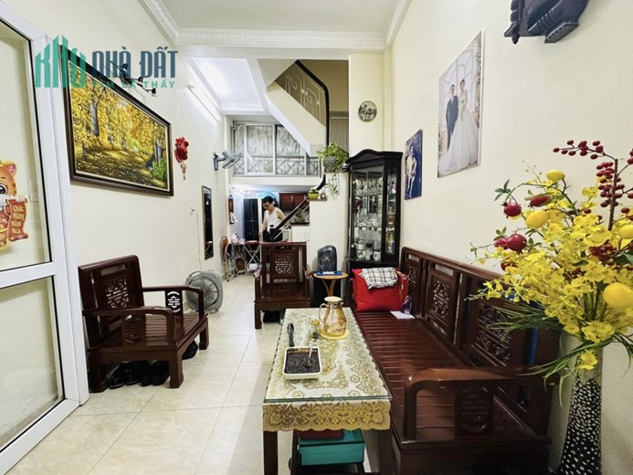 BÁN NHÀ HÀO NAM, ĐỐNG ĐA, 45M, 4T,  GIÁ 3 TỶ 38.