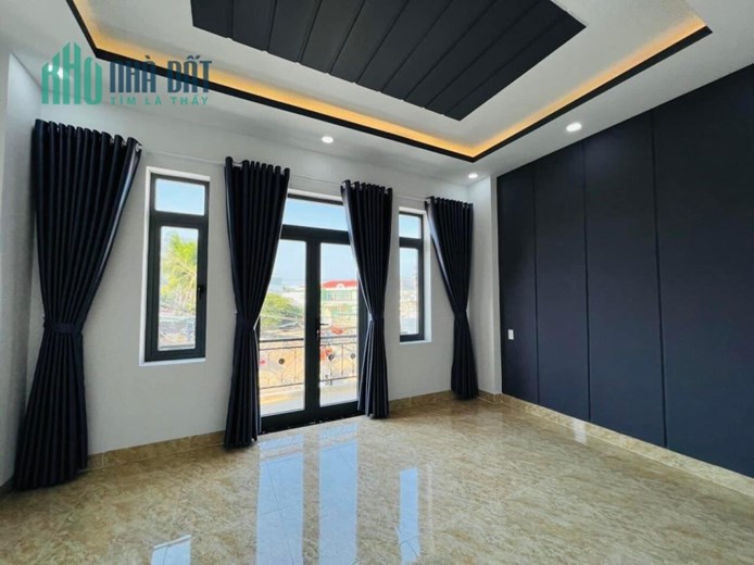 CẦN BÁN NHÀ 03 TẦNG, MÊ ĐÚC. Gần KĐT Vĩnh Điềm Trung.  TP Nha Trang.