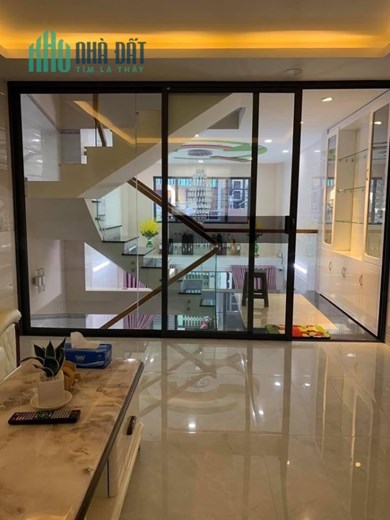 BÁN GẤP GIẢM 2 TỶ NHÀ HXH - KHU PHÂN LÔ NGAY CẦU NGUYỄN TRI PHƯƠNG - CÁCH QUẬN 5 , QUẬN 10 ĐÚNG