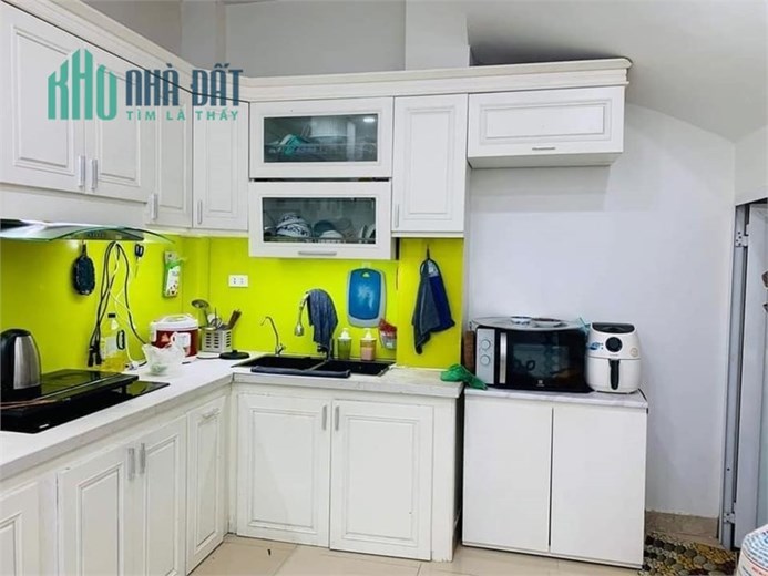 Bán gấp nhà gần Công viên Cầu Giấy - trong ngõ 79 Cầu Giấy