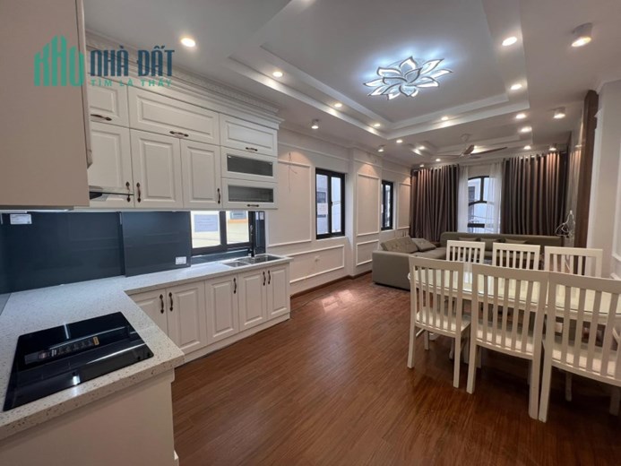 Bán nhà 116m2 phố Âu Cơ, Tây Hồ Gara Ô tô tránh Thang máy Kinh doanh bất chấp 14.2 Tỷ