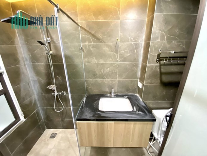 Bán căn nhà 114m2 phố Âu Cơ, Tây Hồ Gara Ô tô Thang máy XỊN Kinh doanh vô đối 14.2 Tỷ