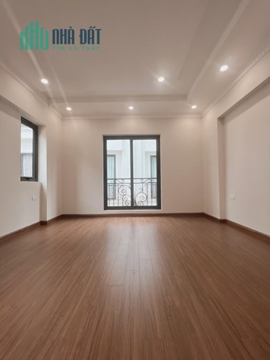 Bán nhà 112m2 phố Âu Cơ, Tây Hồ Gara 2 Ô tô tránh Thang máy Kinh doanh vô đối 14.2 Tỷ