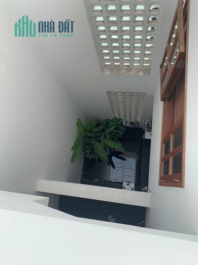 Nhà Bán Đường 20 - 90mz, 4 Tầng, 6mx 15m, 14.3 tỷ Hiệp Bình Chánh Thủ Đức.