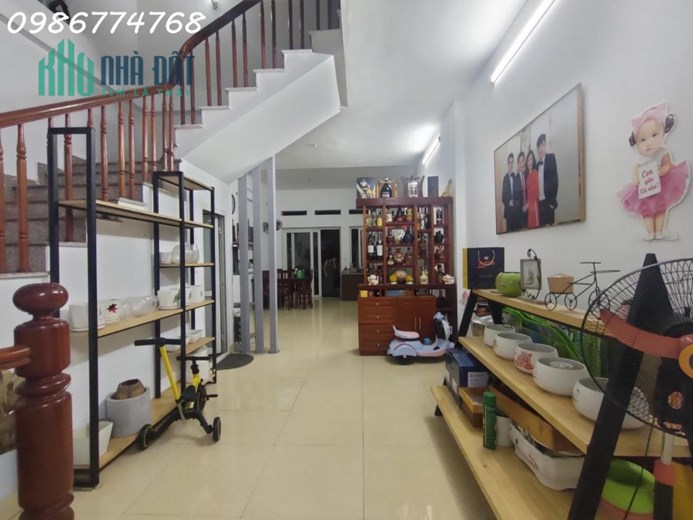 BÁN NHÀ ĐỊNH CÔNG 120 m, 4 tầng, MT 4,5 m, 9 tỷ - NHÀ ĐẸP - CHỦ TỰ XÂY -  Ô TÔ - KINH DOANH SẦM UẤT.