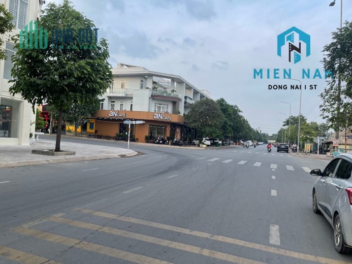 cho thuê NHÀ MẶT TIỀN 1 TRỆT 2 LẦU đường N1 KHU D2D trung tâm Biên Hòa,ĐƯỜNG XE TẢI NÉ NHAU giá chỉ