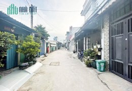HẺM XE HƠI THÔNG - THẠNH XUÂN QUẬN 12, 2 TẦNG, 2 PN, GẦN UBND PHƯỜNG, NHÀ MỚI Ở NGAY.